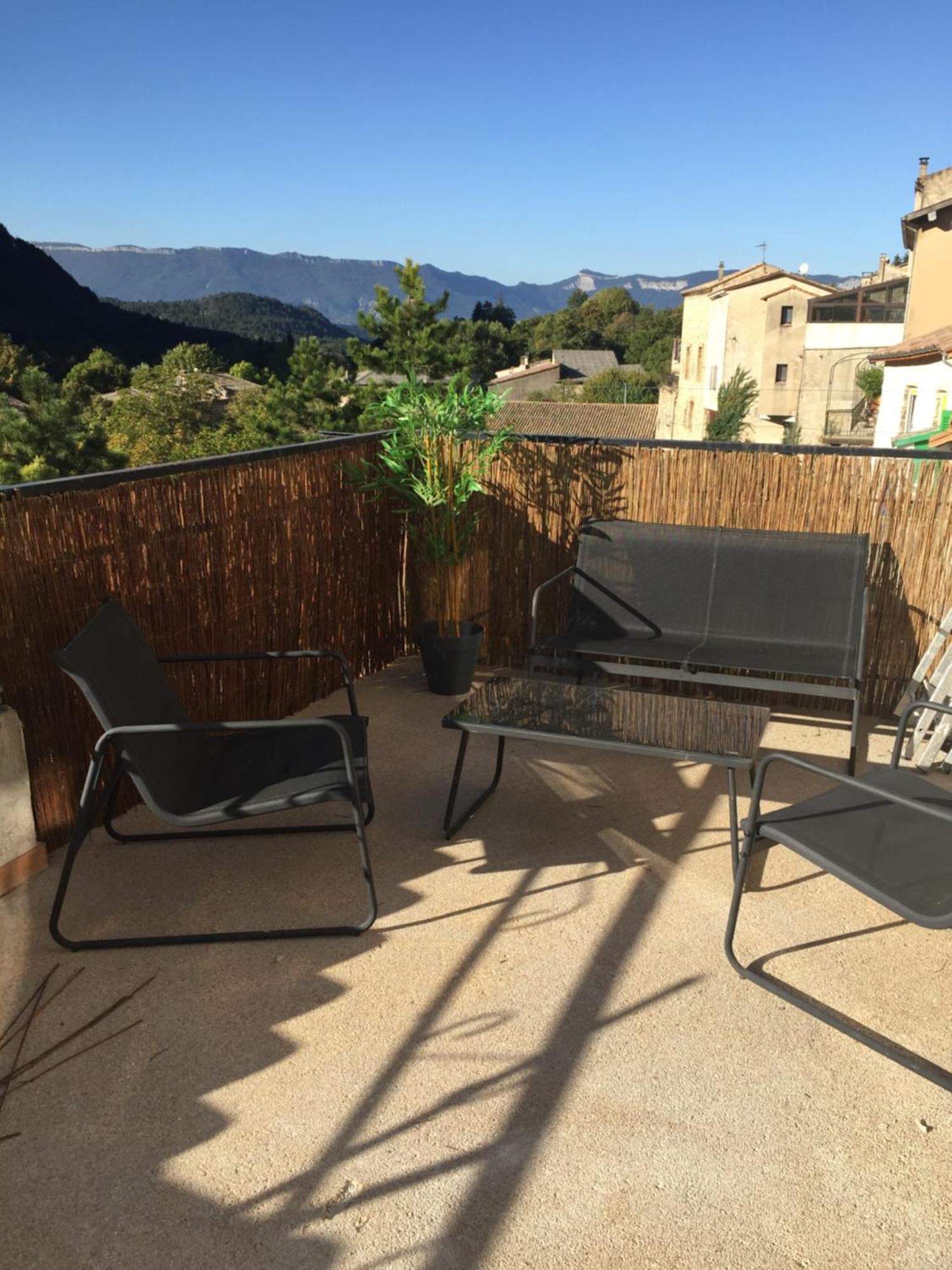 شقة Le Maricou 120M2 Totalement Renove Terrasse 40M2 Châtillon-en-Diois المظهر الخارجي الصورة